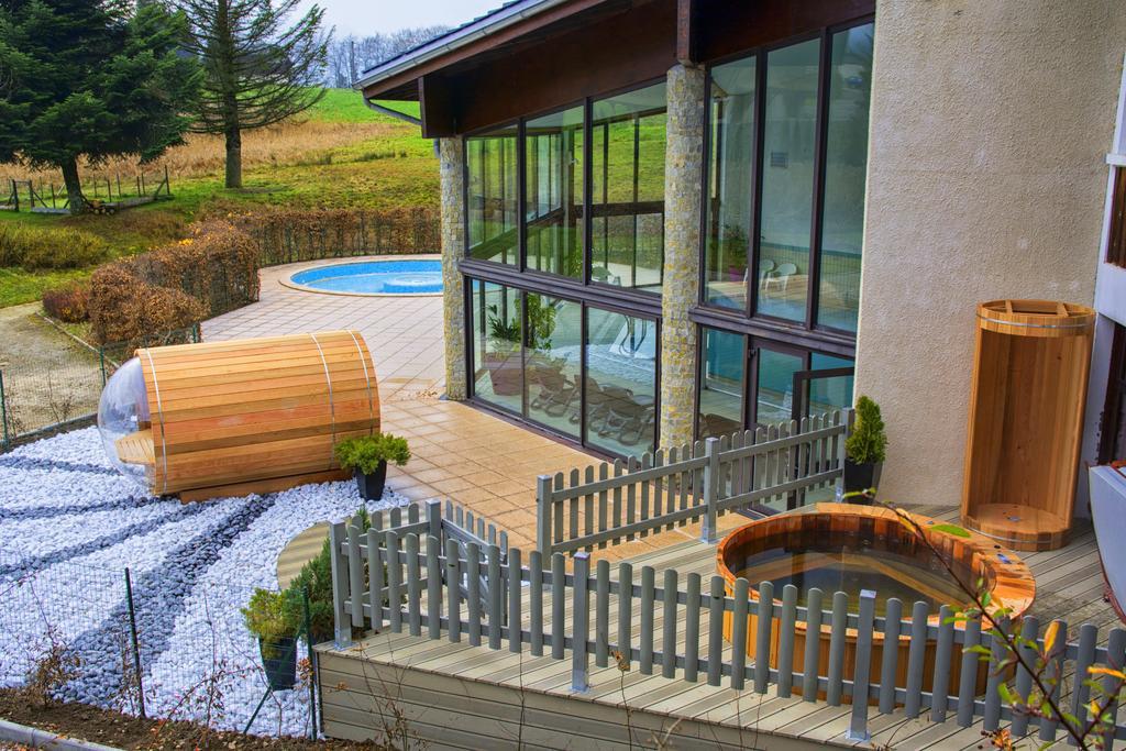 Aec Vacances - Forgeassoud Saint-Jean-de-Sixt Exterior foto
